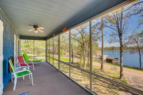 Hawkins Vacation Rental with On-Site Lake Access!
