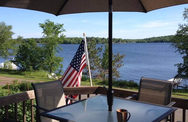 Hayward, Wisconsin cabin located on Nelson Lake. Trails/Restaurants near by.