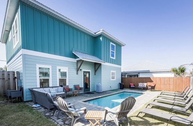 Heated/Cooled Pool! Sleeps 16 w/Game Room! Close to Pier Park, Beaches & 30A!