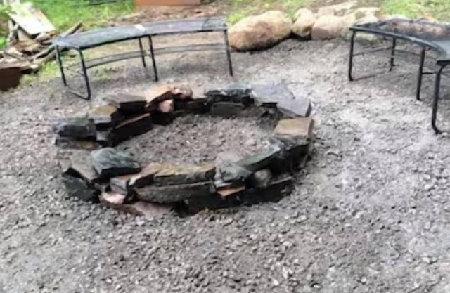 HEAVEN IN MUSKOKA, BEAUTIFUL COTTAGE,.SUPER VIEWS, XXL DECK, & FLOATING DOCK.