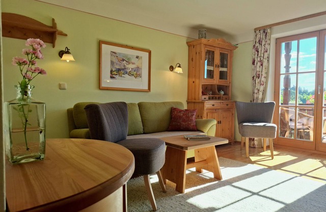 Heissbauer Karwendelblick. Mountain view. Ideal location for excursions, 2 bathrooms.