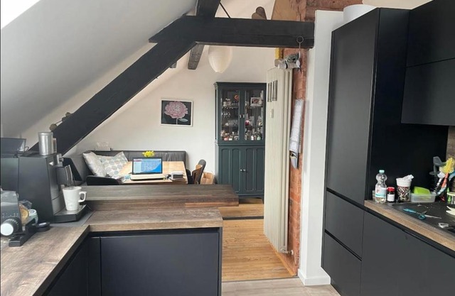 Helle Dachwohnung mit Dachterasse