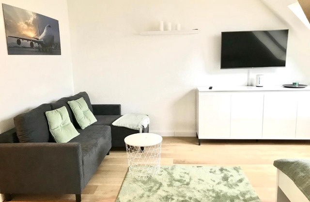 Helles und ruhiges Apartment direkt am Flughafen Leipzig Halle