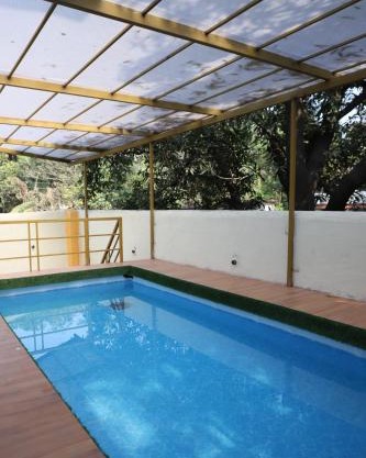 HemHarsh Holiday Home with pool