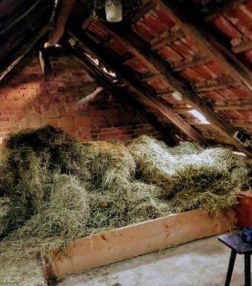 HEUHOTEL FARM Own sleeping bag Free WiFi