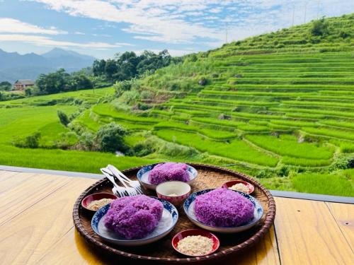 Hiếu Hương Homestay