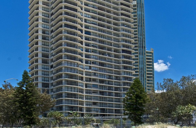 Hi Surf Beachfront Resort Apartments