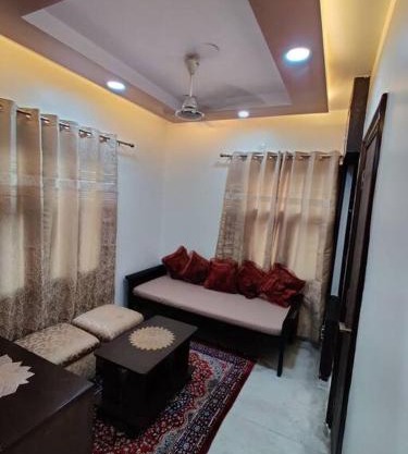 Hidden Gem 2- 1 BHK With Aminities