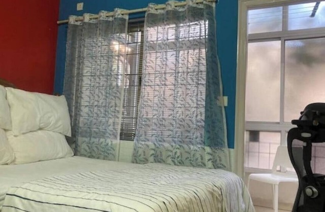 High quality long term stay with Jacuzzi access