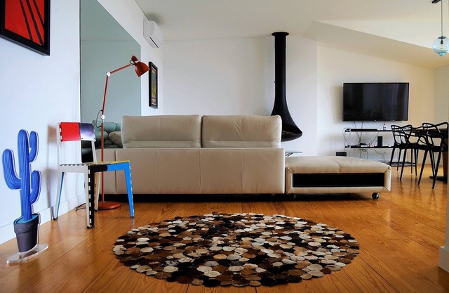 High-standard penthouse overlooking the city