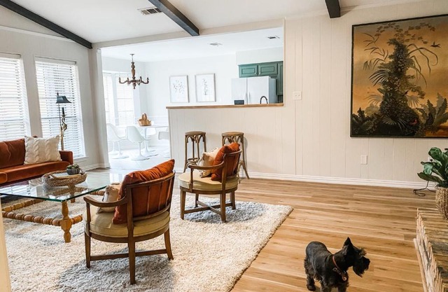 Highland Village, TX. Charming mid-century ranch.