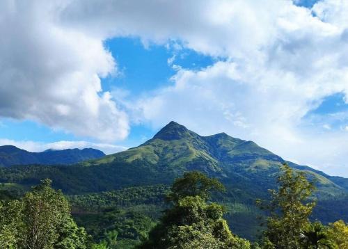 Hill Side Villa, Meppadi,Wayanad