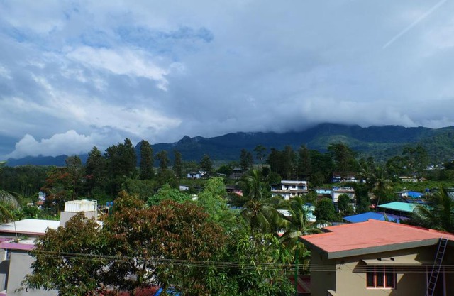 Hillside Hideaway Gudalur