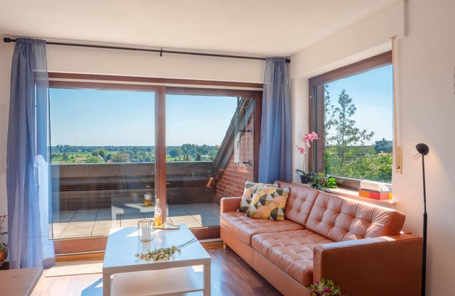 Hillside View Apartment