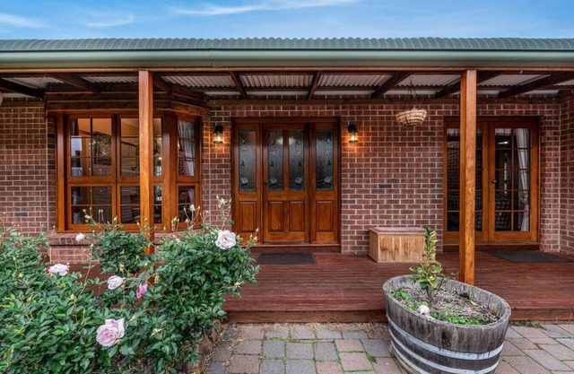 Hilltop Retreat, Water Views