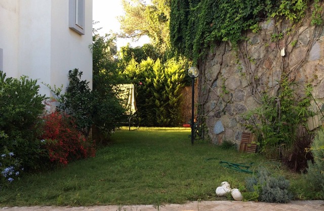 Hilltop villa overlooking Yalıkavak Bay