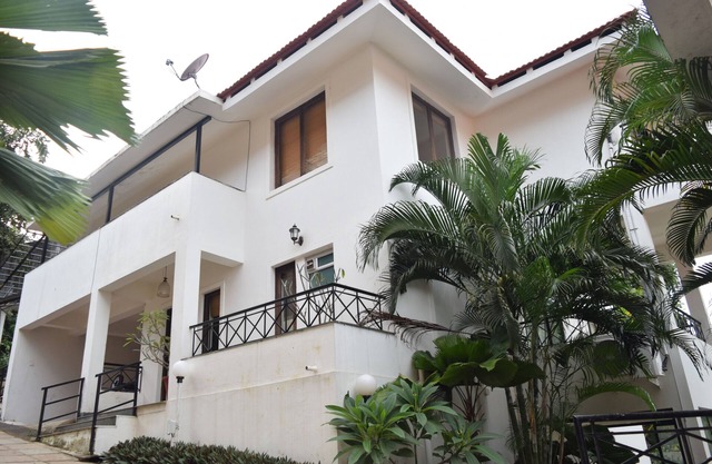 Hilltop Villa With A View Of The Mandovi Backwaters In North Goa, 3 Bedrooms