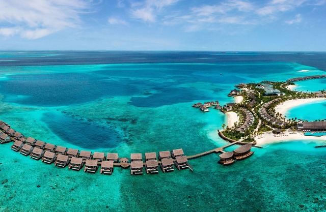 Hilton Maldives Amingiri Resort & Spa