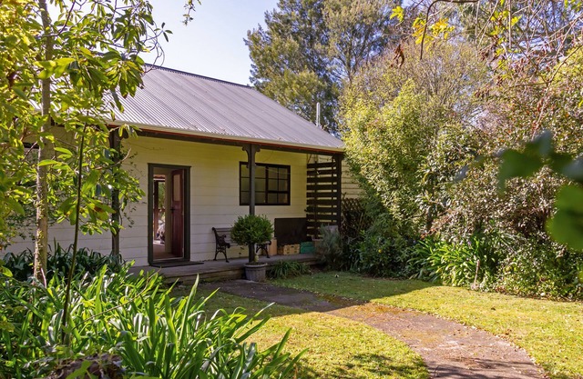 Historic Drover's Cottage - Beautiful views