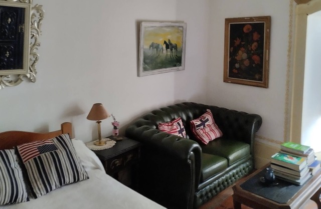 Historic House in Center ville Guarda.