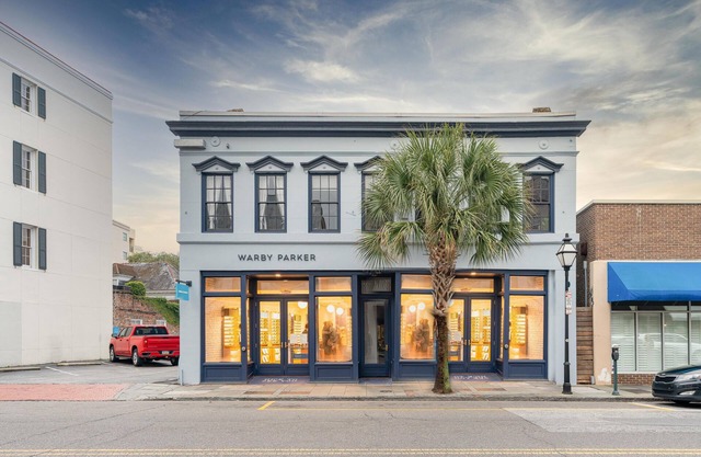 Historic Meets Modern on King Street– Perfect for Families & Friends