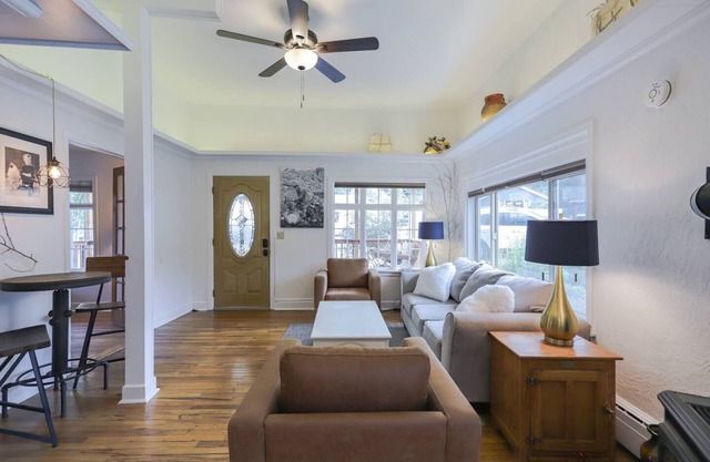 Historic Ouray Hot Springs Condos "Main Level"