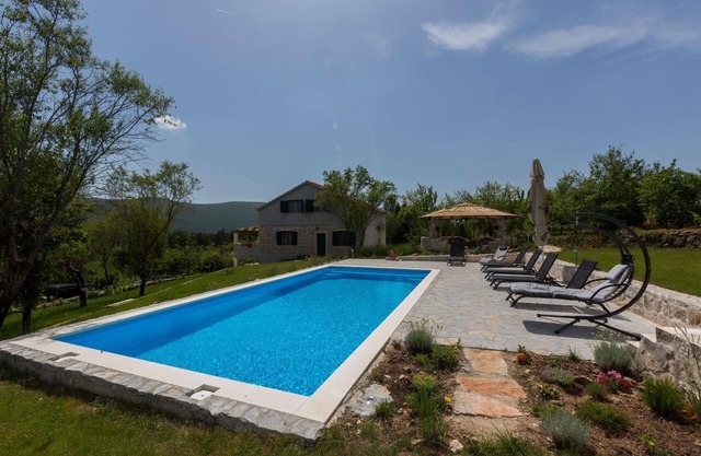 Historic stone villa Heaven for 11 persons