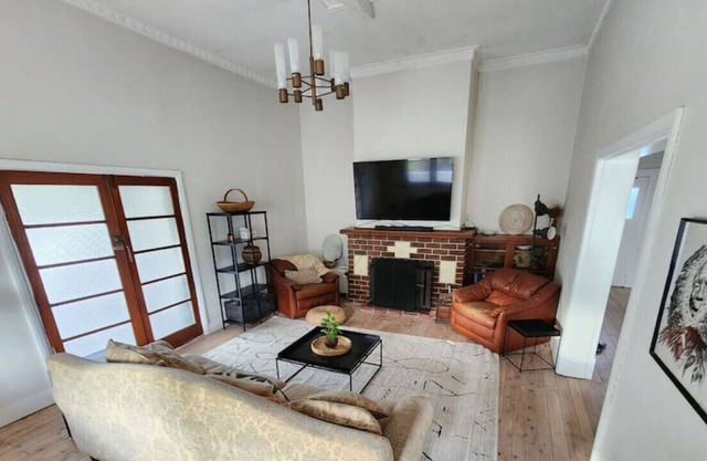 Historic Tawonga home on one acre.