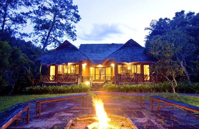 Hmong Hilltribe Lodge