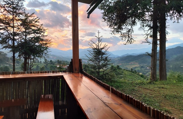 Hmong's Life Homestay & Trekking