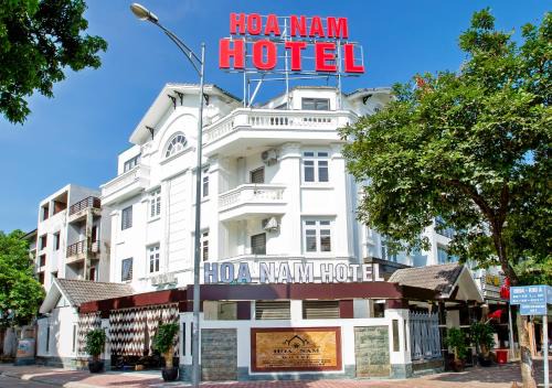 Hoa Nam Hotel Việt Hưng