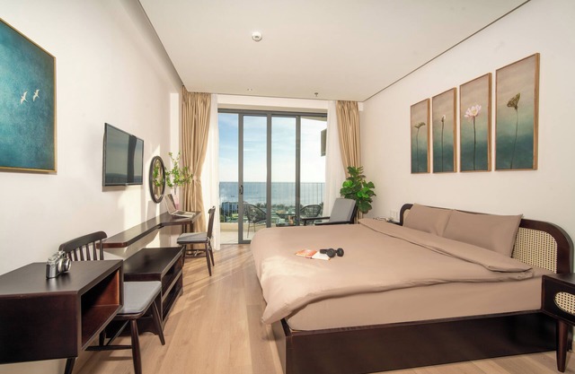 Hoi An Apartment Resort 5* | Beach View | 1 minute walk to beach | Free Pool