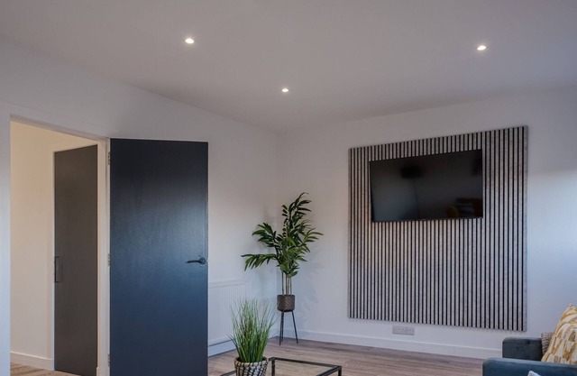 Holburn Residence - SJA Stays - Modern 3 Bed