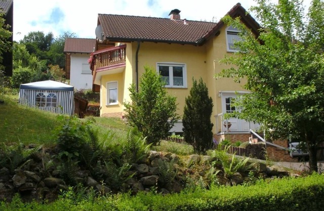 Holiday apartment Wenz - Apartment, shower, toilet, 2 bedrooms