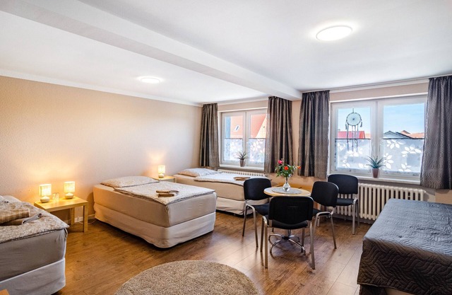 Holiday Apartment Veronika in "Alte Gärtnerei" with Shared Garden and Wi-Fi