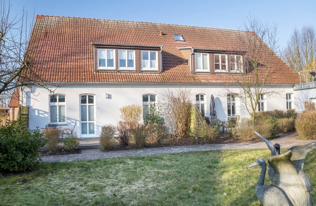 Holiday Apartment "Müritzsee" with Private Terrace & Wi-Fi