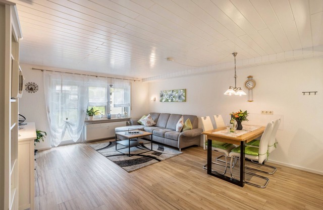 Holiday Apartment Odenwald with Terrace and Wi-Fi