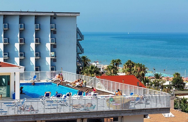 Holiday apartment Alba Adriatica for 1 - 6 persons with 1 bedroom - Holiday apartment in one or mult