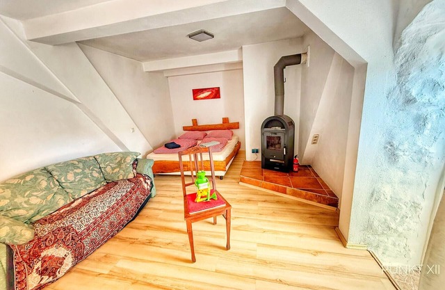 Holiday Apartment 3 with Garden and Wi-Fi