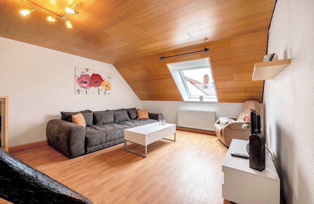 Holiday Apartment "Am Fabianstift" with Shared Garden & Wi-Fi