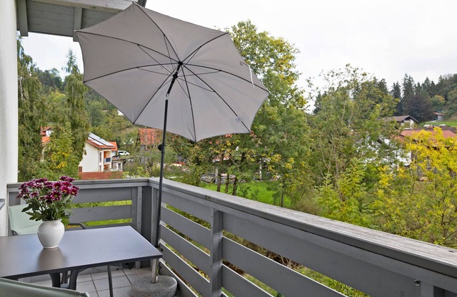 Holiday Apartment 'Am Mühlbach' with Shared Garden, Balcony and Wi-Fi