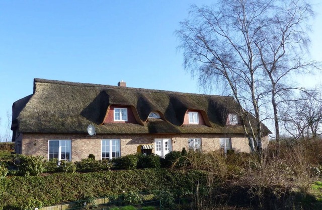 Holiday Apartment 'Felderblick Unten' with Private Terrace, Private Garden and Wi-Fi