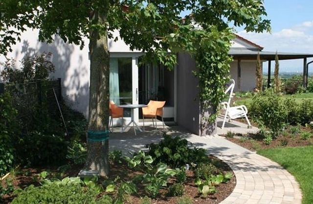 Holiday apartment "Gewürztraminer" - Liebesbrunnen - holiday house with 3 apartments