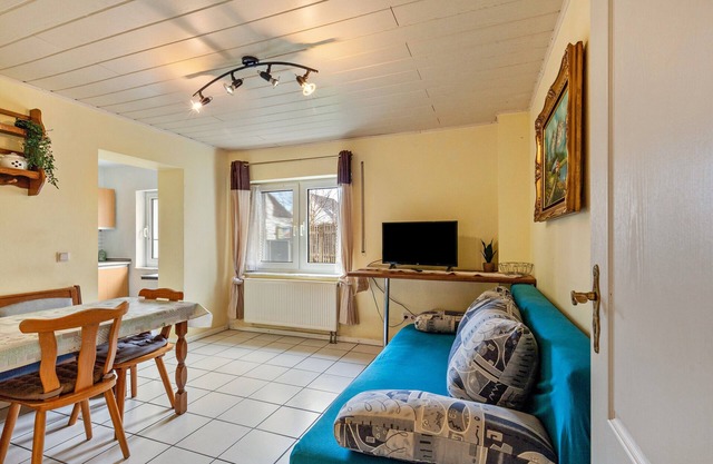 Holiday Apartment 'Hildegard' with Shared Garden and Wi-Fi