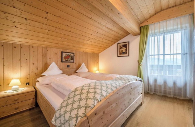 Holiday Apartment "Himmelreich" with Mountain View, Balcony & Wi-Fi