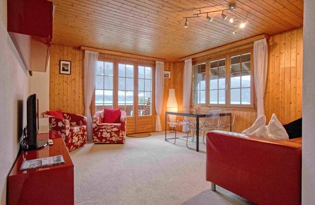 Holiday apartment Iseltwald for 1 - 4 persons with 2 bedrooms - Holiday apartment