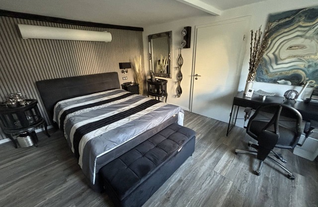 Holiday Apartment "Kalles Tochter" with Private Outdoor Area & Wi-Fi