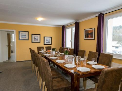 Holiday apartment with 8 bedrooms