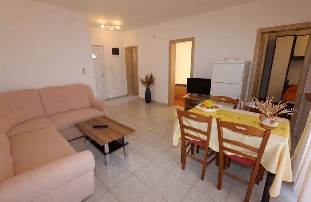 Holiday apartment with air conditioning and Internet