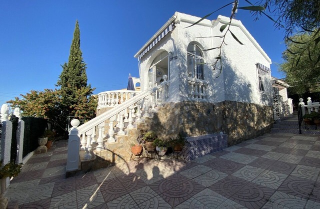 Holiday at the Costa Blanca - Detached house with own private pool